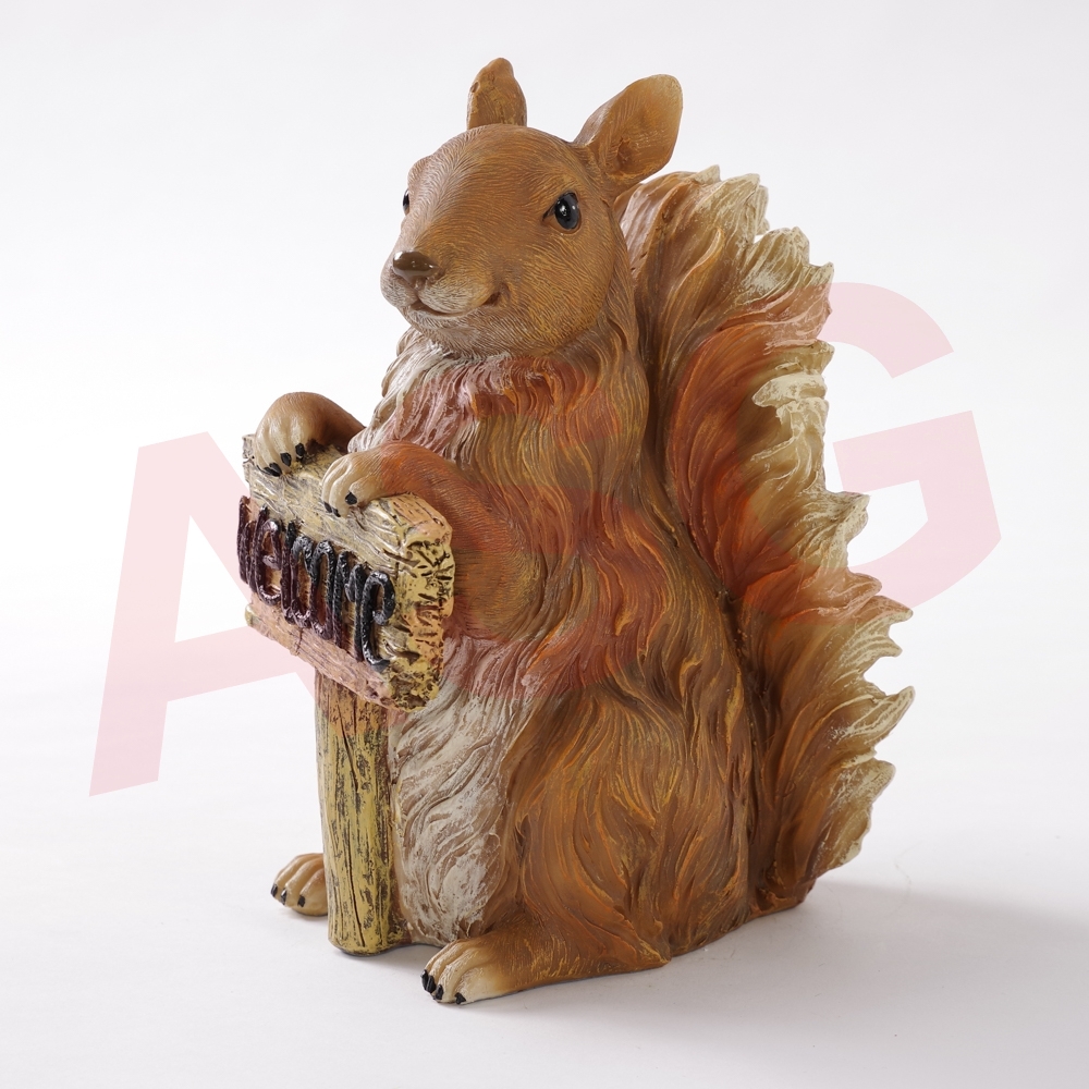 Squirrel Welcome Garden Ornament