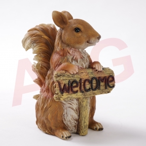 Squirrel Welcome Garden Ornament